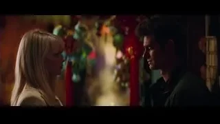 man and woman in decorated hallway — The Amazing Spider Man 2