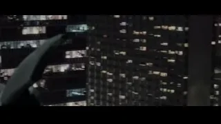 hand holding device with city map — The Amazing Spider Man