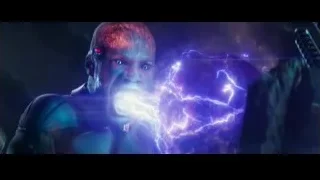 Man in Spider-Man suit in battle stance — The Amazing Spider Man 2